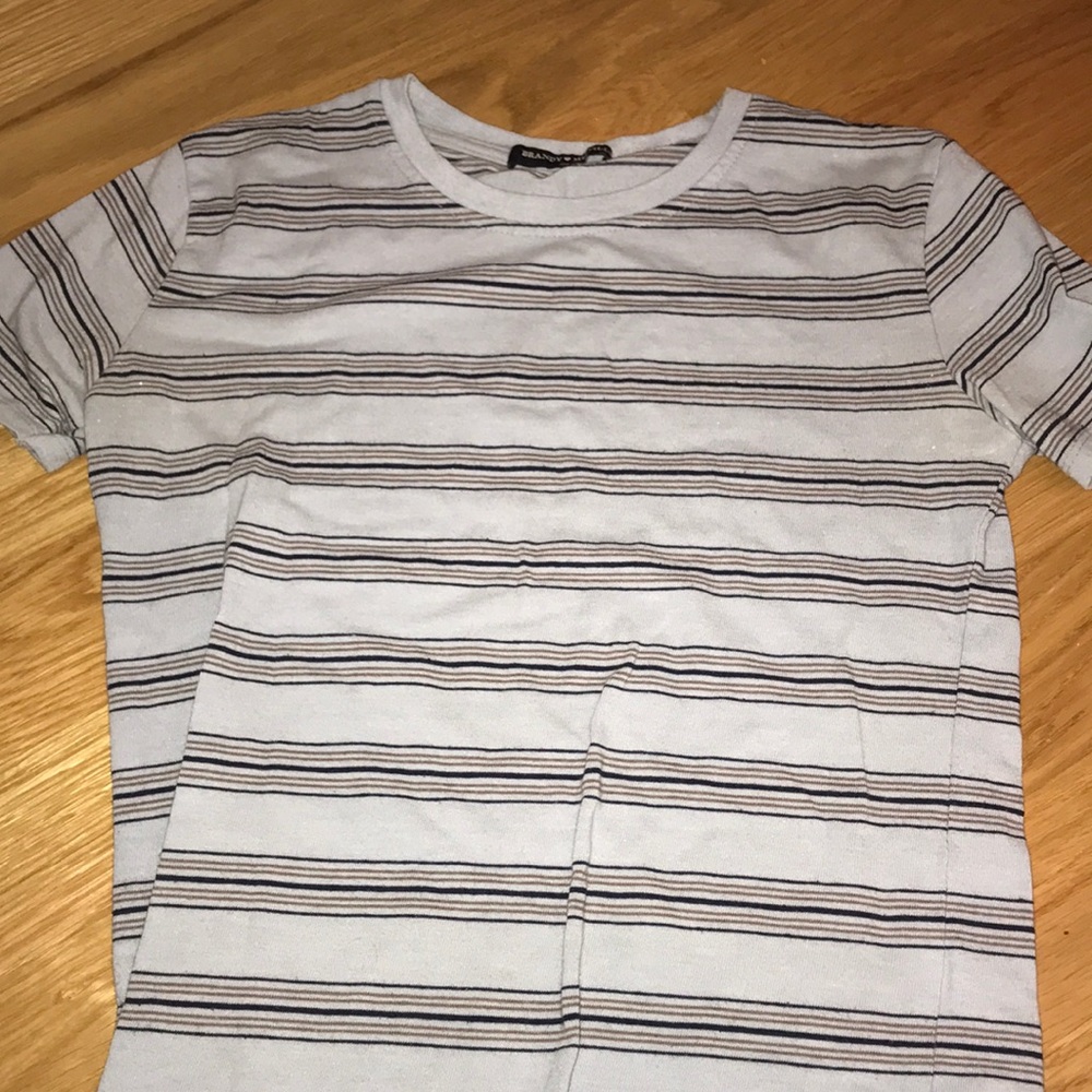 Brandy Melville shirt